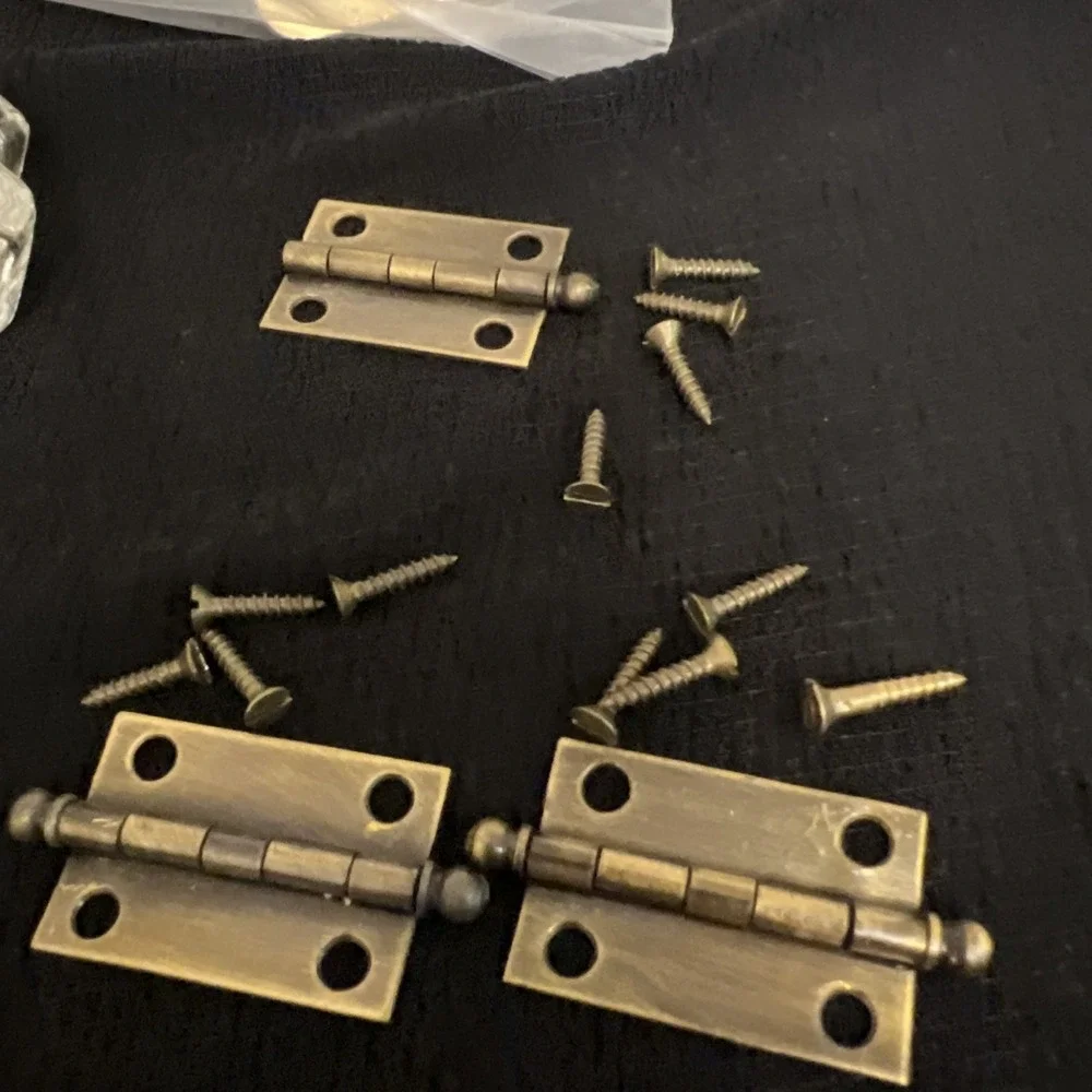 Mixed Lot Of Vintage & New Knobs And Pulls